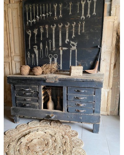 Ancien établi d'atelier