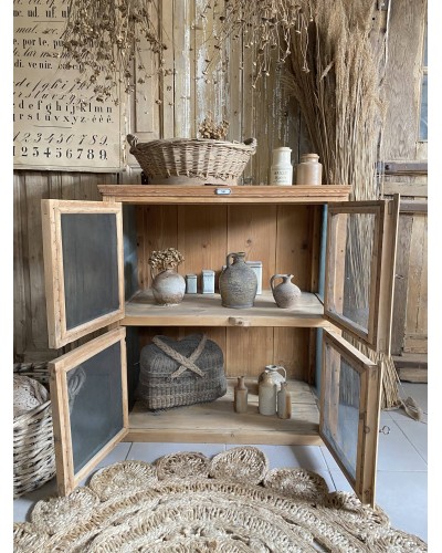 Ancien meuble garde manger